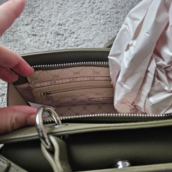 STEVE MADDEN BEVIEE SATCHEL/CROSSBODY w/2 ADJUST/REMOVABLE STRAPS- LT OLIVE- NWT - Picture 6 of 11